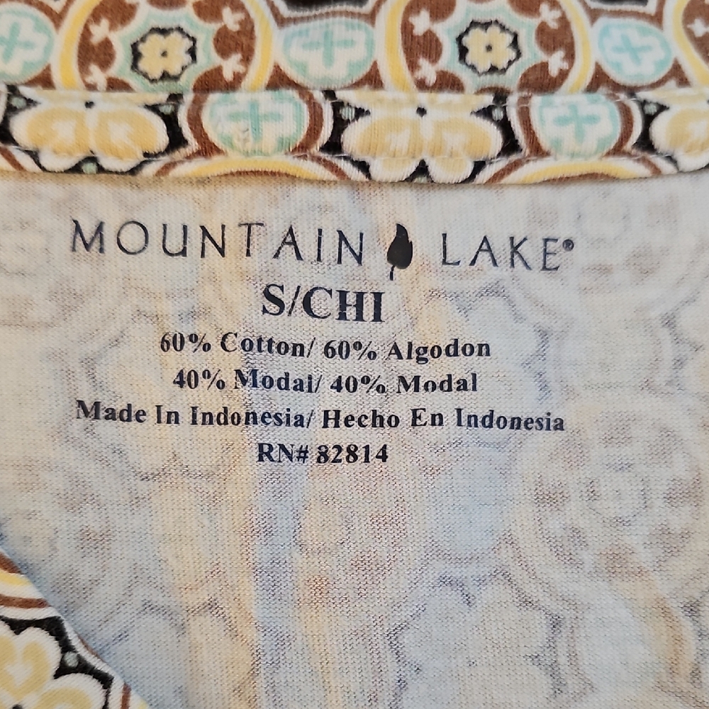 Top - Picture 13 of 15